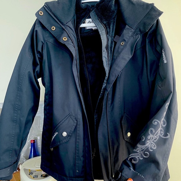 Columbia women 2-in-1 hooded ski jacket - Picture 1 of 3